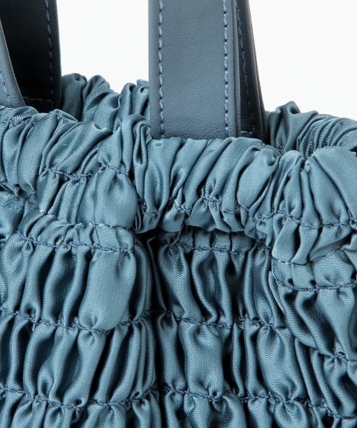 LOWRYS FARM(ローリーズファーム)の「シャーリングキンチャクバッグ(バッグ・ブラック/ダークブラウン/ブルー・FREE)」の18枚目の写真