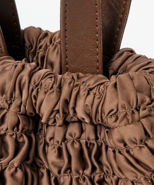 LOWRYS FARM(ローリーズファーム)の「シャーリングキンチャクバッグ(バッグ・ブラック/ダークブラウン/ブルー・FREE)」の17枚目の写真