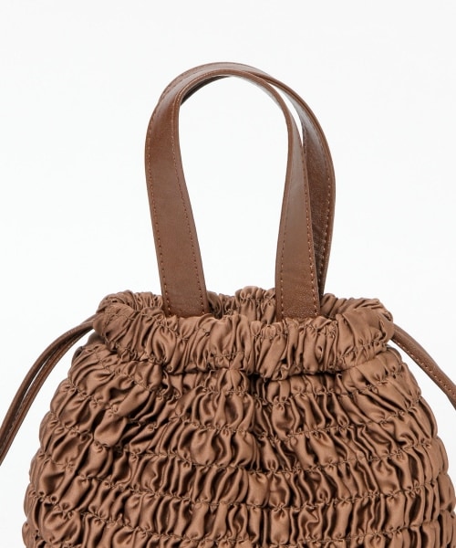 LOWRYS FARM(ローリーズファーム)の「シャーリングキンチャクバッグ(バッグ・ブラック/ダークブラウン/ブルー・FREE)」の8枚目の写真