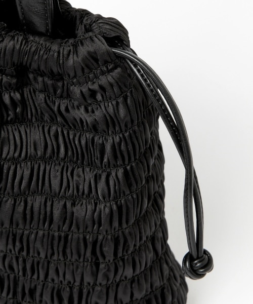 LOWRYS FARM(ローリーズファーム)の「シャーリングキンチャクバッグ(バッグ・ブラック/ダークブラウン/ブルー・FREE)」の11枚目の写真