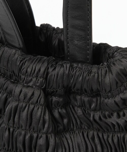 LOWRYS FARM(ローリーズファーム)の「シャーリングキンチャクバッグ(バッグ・ブラック/ダークブラウン/ブルー・FREE)」の16枚目の写真