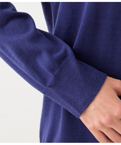 LE JUN（ルジュン）の「ビエラヤーンタートル（Ｔシャツ/カットソー・レディース・ブラック/グレー/オフホワイト/ブルー系/レッド・S/M）」の11枚目の写真