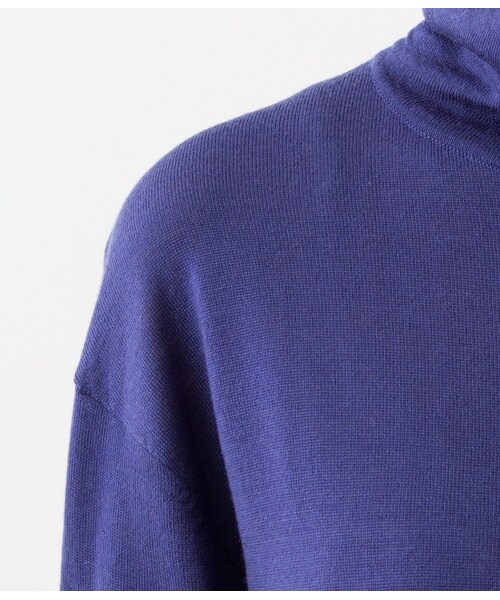 LE JUN（ルジュン）の「ビエラヤーンタートル（Ｔシャツ/カットソー・レディース・ブラック/グレー/オフホワイト/ブルー系/レッド・S/M）」の10枚目の写真