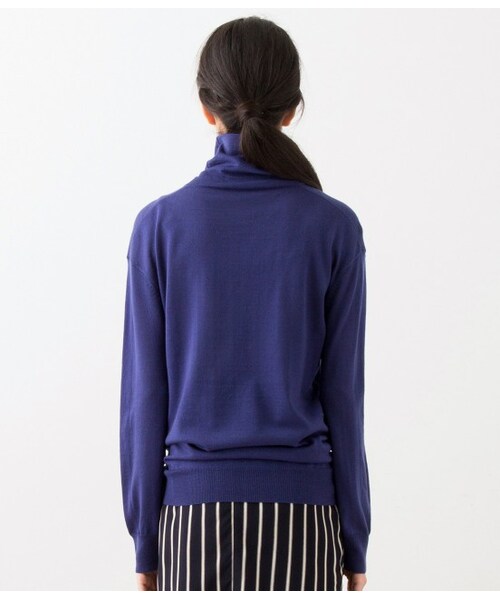 LE JUN（ルジュン）の「ビエラヤーンタートル（Ｔシャツ/カットソー・レディース・ブラック/グレー/オフホワイト/ブルー系/レッド・S/M）」の8枚目の写真