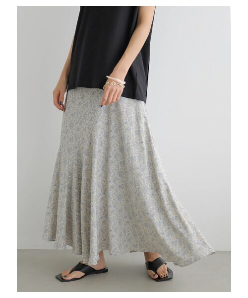 AMERICAN HOLIC（アメリカンホリック）の「切り替えフレアロングスカート（スカート・チャコールグレー/サックスブルー/ドット・M/L）」の9枚目の写真