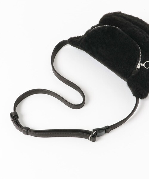 Aeta（アエタ）の「Aeta MOUTON WAIST POUCH S（）」 - WEAR