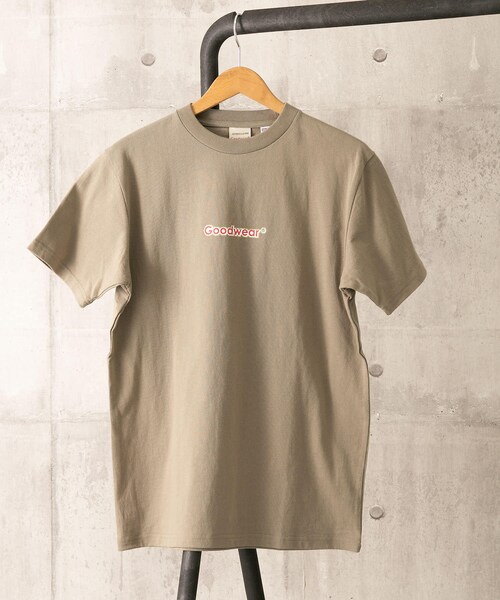 Goodwear(Since1983)(グッドウェア)の「Goodwear ロゴプリントショートスリーブTシャツ(その他・メンズ・BEIGE/CHARCOAL/BLACK/WHITE・M/L/S/XL)」の1枚目の写真