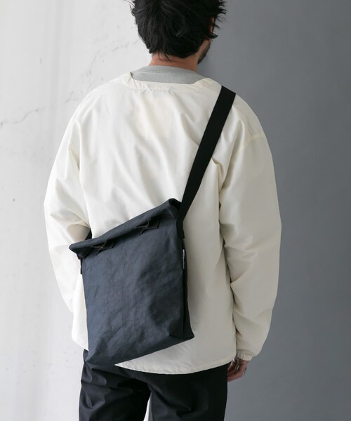 BURLAP OUTFITTER（バーラップアウトフィッター）の「【別注】BURLAP OUTFITTER×DOORS CVS SHOULDER（その他・メンズ・Olive/Black/Natural・one）」の4枚目の写真