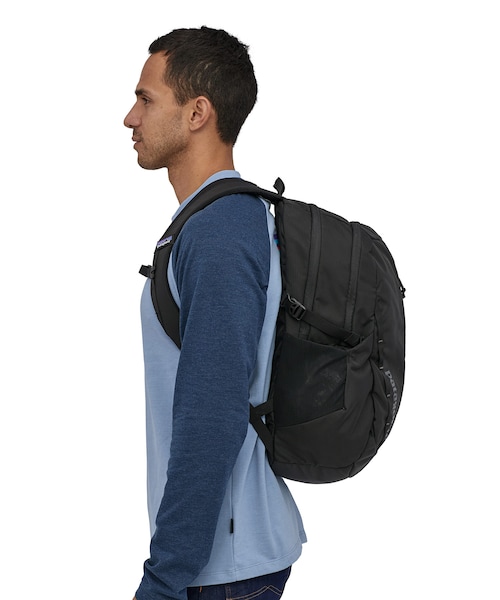 patagonia(パタゴニア)の「patagonia Refugio Pack 28L(その他・メンズ・BLK・one)」の4枚目の写真