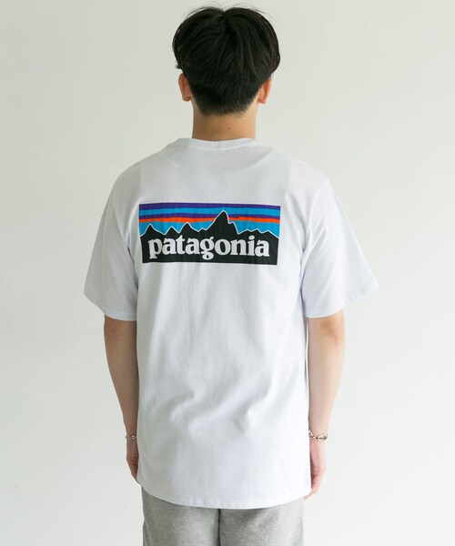 patagonia（パタゴニア）の「patagonia P-6 Logo Pocket Re-T-shirts（その他・メンズ・CNY/GLH/BLK/WHI・S/M/L）」の16枚目の写真