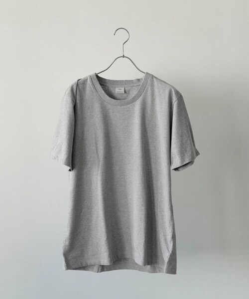 THE “OFF” T-SHIRTS