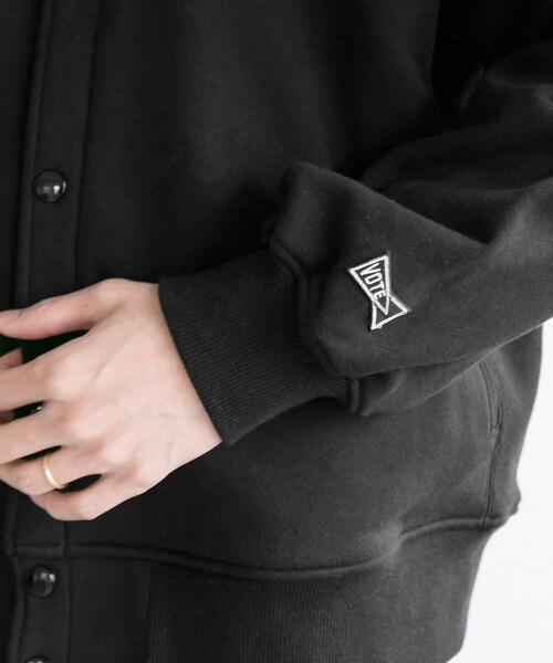 VOTE MAKE NEW CLOTHES（ボートメイクニュークローズ）の「VOTE MAKE NEW CLOTHES×UR 別注SNAP CARDIGAN（その他・メンズ・WHITE・M/L）」の2枚目の写真