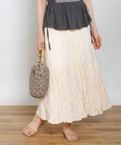 Crisp yours（クリスプユアーズ）の「ワッシャープリーツティアードスカート[c2k2818b]（スカート・レディース・ブラック/アイボリー・FREE）」の2枚目の写真