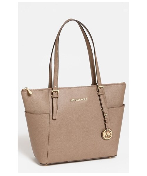 MICHAEL KORS（マイケルコース）の「MICHAEL Michael Kors 'Jet Set' Leather Tote（トートバッグ・レディース・Luggage/Black/Dark Dune/Navy）」の4枚目の写真