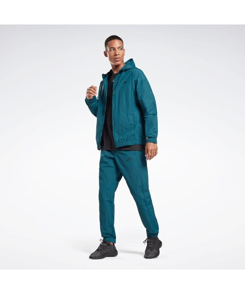 Reebok（リーボック）の「テックスタイル トラックスーツ / Techstyle