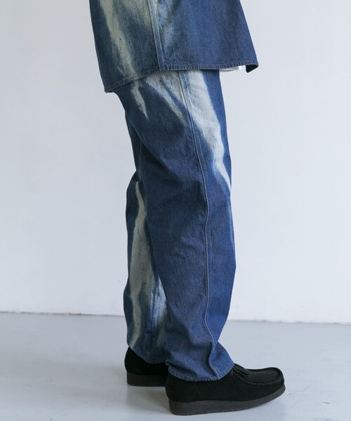 AURALEE（オーラリー）の「AURALEE SUN FADE DENIM PANTS（その他・メンズ・SF BLEACH・3/4）」の2枚目の写真