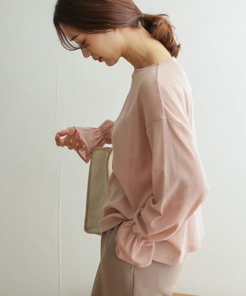 URBAN RESEARCH DOORS（アーバンリサーチドアーズ）の「TCクレープフレアスリーブ（その他・レディース・S.PINK/OFF WHITE/CHARCOAL・one）」の4枚目の写真