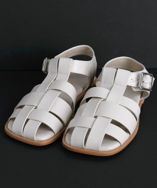 DHOLIC(ディーホリック)の「編みストラップサンダル(サンダル・レディース・ブラウン/ホワイト/ブラック・225/230/235/240/245/250)」の2枚目の写真