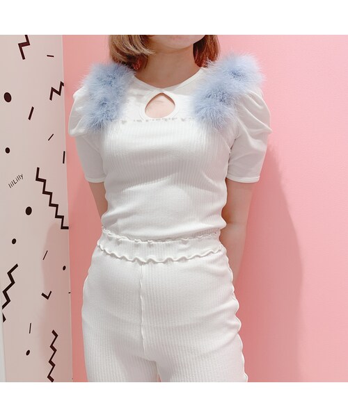 lilLilly(リルリリー)の「【ORDERMADE】フェザーキャミトップス(トップス・レディース・ベースWHITE/ベースBEIGE/ベースPINK/ベースPURPLE/ベースBLACK)」の8枚目の写真