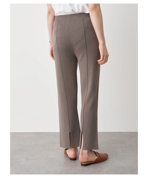 earth music&ecology（アースミュージックアンドエコロジー）の「バックスリットニットパンツ（パンツ・チャコールグレー/ベージュ/モカ・F）」の3枚目の写真