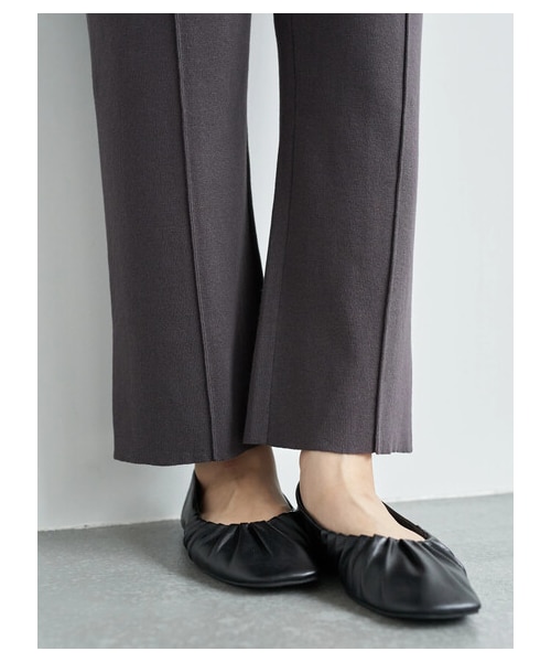 earth music&ecology（アースミュージックアンドエコロジー）の「バックスリットニットパンツ（パンツ・チャコールグレー/ベージュ/モカ・F）」の10枚目の写真