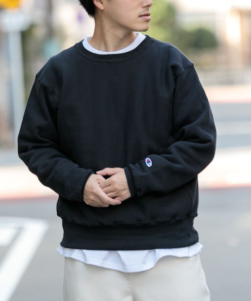 Champion（チャンピオン）の「CHAMPION リバースウィーブクルーネックスウェット（その他・メンズ・グレー/ブラック/モスグリーン・M/L/XL）」の2枚目の写真