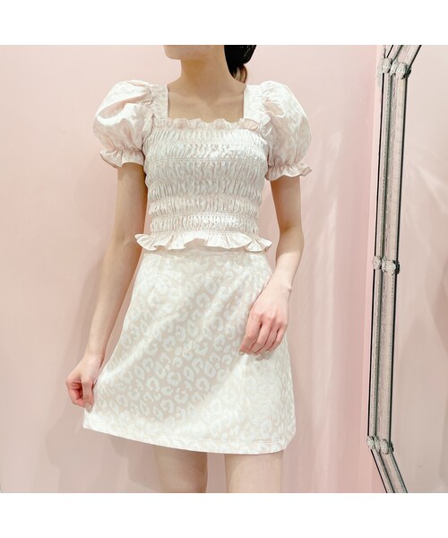 lilLilly（リルリリー）の「レオパードジャガードミニスカート（スカート・レディース・IVORY/S 7/4配送)/IVORY/M (7/4配送)/PINK/S (7/4配送)/PINK/M (7/4配送)/BROWN/S (7/4配送)/BROWN/M (7/4配送)）」の4枚目の写真