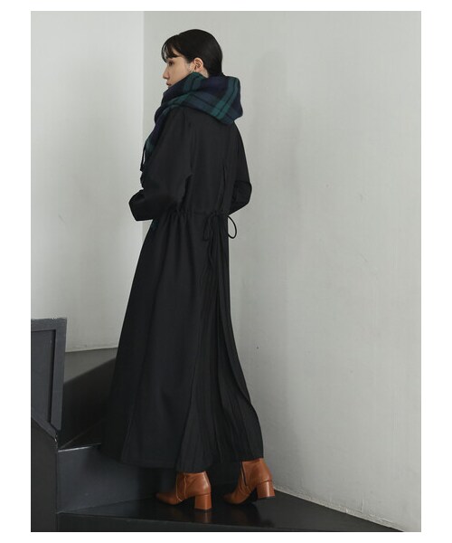 Green　Parks（グリーンパークス）の「armonia・プリーツ切り替えワンピース（ワンピース/ドレス・ブラック/ブラウン・F）」の4枚目の写真