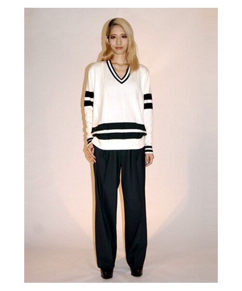 G.V.G.V.（ジーヴィージーヴィー）の「TAILORED WIDE LEG TROUSERS（パンツ・レディース・BLACK・34/36）」の2枚目の写真