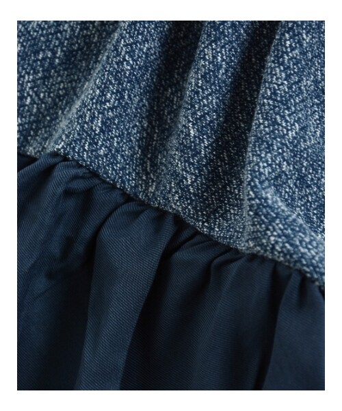 MAJESTIC LEGON(マジェスティックレゴン)の「☆ビジュー付袖異素材プルオーバー(トップス・レディース・ネイビー/アイボリー/グレー・Free)」の5枚目の写真