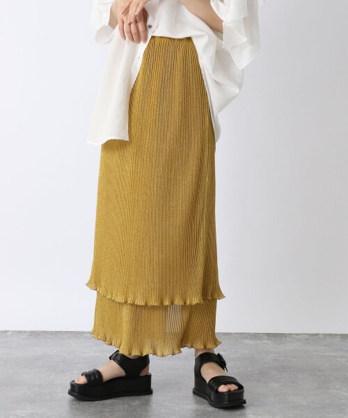 JEANASIS（ジーナシス）の「プリーツシャイニーティアードスカート（スカート・ホワイト系その他()/ブラック()/グレー()/イエロー()・FREE）」の4枚目の写真