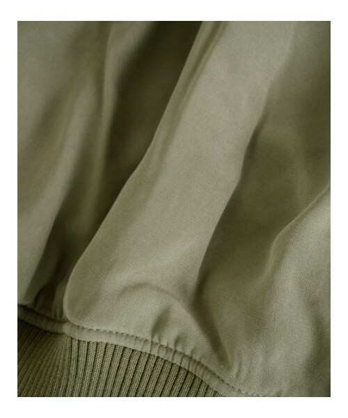 MAJESTIC LEGON(マジェスティックレゴン)の「○リブブルゾン(ジャケット/アウター・レディース・カーキグリーン/アイボリー/ブラック・Free)」の5枚目の写真