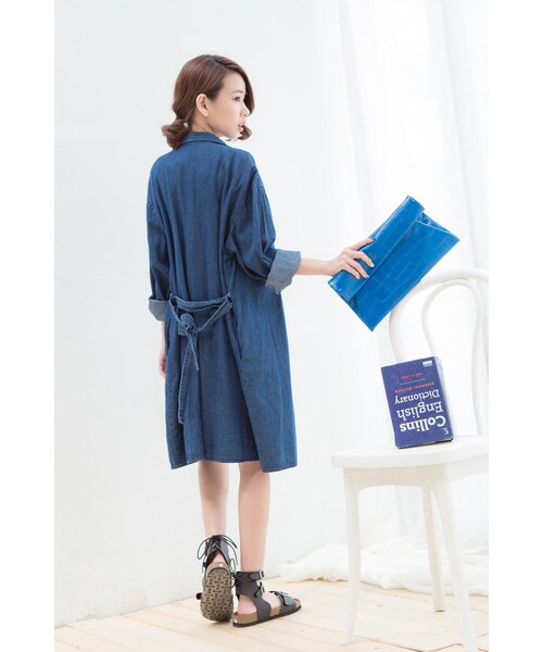 ORENDA（オレンダ）の「個性休閒原色丹寧雙口袋外套（トップス・レディース・深藍・F）」の4枚目の写真