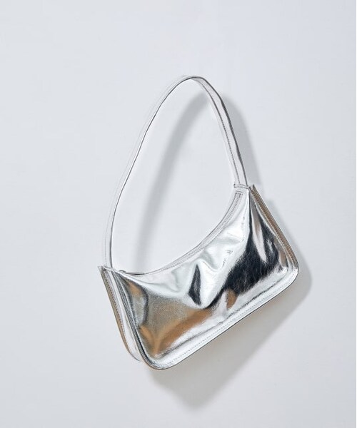 ADAM ET ROPE'(アダムエロペ)の「カラーミニショルダーバッグ(バッグ・レディース・キミドリ/シルバー/オレンジ/クリーム・F)」の4枚目の写真