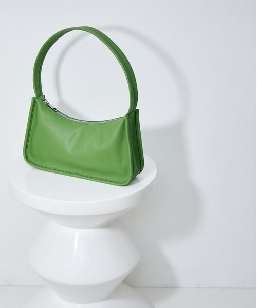 ADAM ET ROPE'(アダムエロペ)の「カラーミニショルダーバッグ(バッグ・レディース・キミドリ/シルバー/オレンジ/クリーム・F)」の1枚目の写真