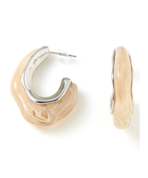 GRL（グレイル）の「マーブルXメタル変形フープピアス（ピアス（両耳用）・レディース・ブラウン/クリア/ピンク/アイボリー・F）」の2枚目の写真