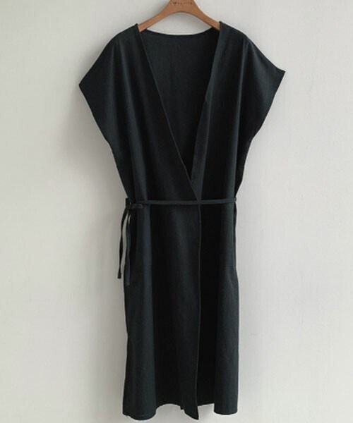 DHOLIC STYLE（ディーホリックスタイル）の「[chicfox] リネン混ロングベスト（ベスト・レディース・ベージュ/ブラック・ONESIZE）」の2枚目の写真