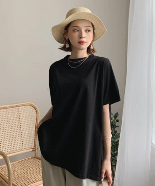 DHOLIC(ディーホリック)の「バックスリットルーズTシャツ(Tシャツ/カットソー・レディース・ホワイト/ブラック・ONESIZE)」の2枚目の写真