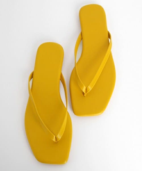 DHOLIC（ディーホリック）の「スクエアフリップフロップサンダル・全9色（サンダル・レディース・ブラック/ホワイト/その他/ブラウン/オレンジ/ベージュ/グレー/ピンク/イエロー・230/235/240/245/250）」の6枚目の写真