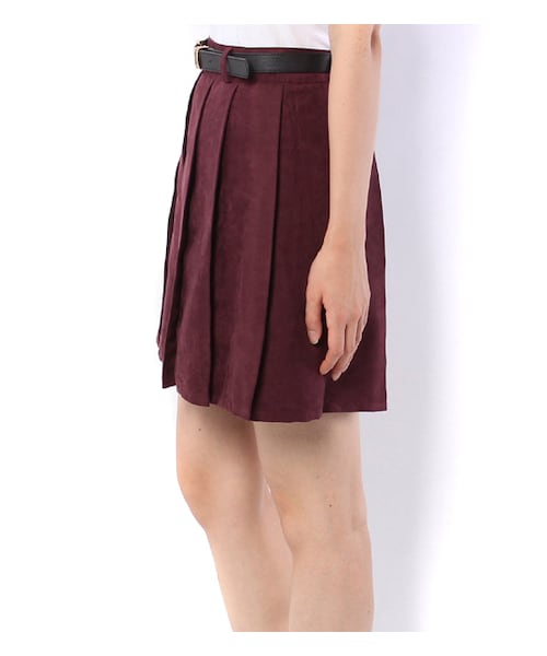 PAGEBOY（ページボーイ）の「細ベルト付きスウェードプリーツスカート（スカート・レディース・チャコールグレー/ダークレッド/カーキ/ネイビー）」の6枚目の写真