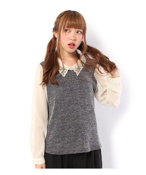 PAGEBOY(ページボーイ)の「オーガンジー&シフォン切り替えニットソー(トップス・レディース・ダークグレー/ブラック/ボルドー/ネイビー)」の3枚目の写真