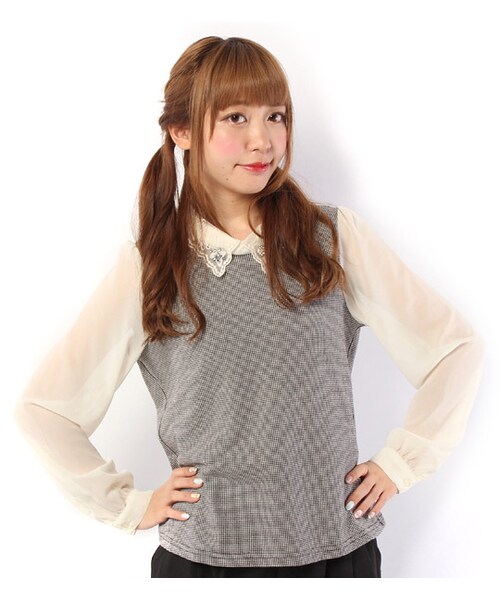 PAGEBOY(ページボーイ)の「オーガンジー&シフォン切り替えニットソー(トップス・レディース・ダークグレー/ブラック/ボルドー/ネイビー)」の2枚目の写真