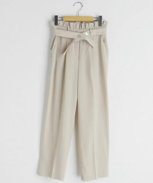 DHOLIC（ディーホリック）の「ストラップ付フリルパンツ（その他パンツ・レディース・ブラック/ベージュ・S/M）」の2枚目の写真