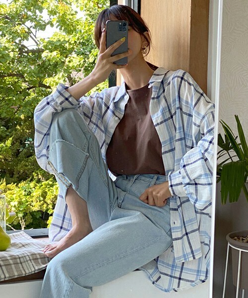 DHOLIC（ディーホリック）の「リネン混チェックシャツ・全3色（シャツ/ブラウス・レディース・ベージュ/ホワイト/ブルー・ONESIZE）」の2枚目の写真