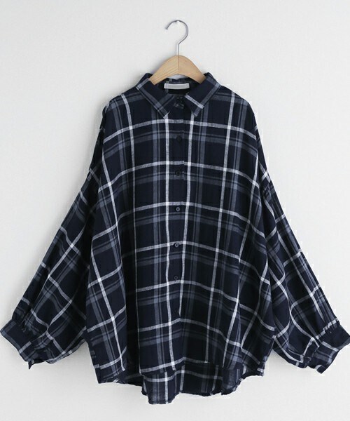 DHOLIC（ディーホリック）の「リネン混チェックシャツ・全3色（シャツ/ブラウス・レディース・ベージュ/ホワイト/ブルー・ONESIZE）」の3枚目の写真
