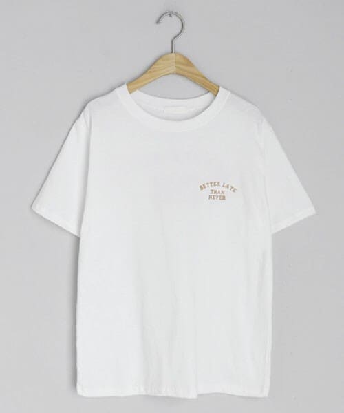 DHOLIC（ディーホリック）の「レタリング刺繍半袖Tシャツ（Tシャツ/カットソー・レディース・イエロー/ホワイト/ブラウン/ブルー・ONESIZE）」の2枚目の写真