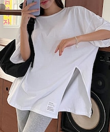 DHOLIC STYLE | [twee] 英字パッチスリット半袖Tシャツ(Tシャツ/カットソー)