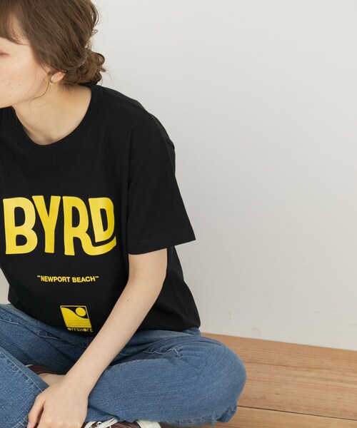 BYRD（バード）の「【別注】BYRD×OFFSHORE×Sonny Label MrバードTシャツ（その他・レディース・ブラック・M）」の1枚目の写真
