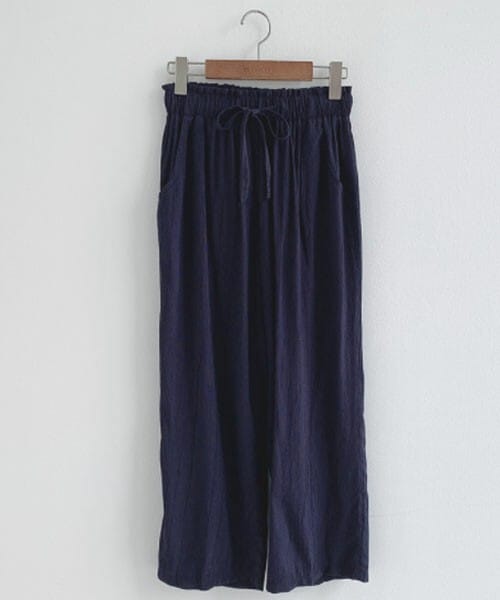 DHOLIC STYLE（ディーホリックスタイル）の「[chicfox] クロップドリンクルパンツ（その他パンツ・レディース・グリーン/ブラウン/ブルー/ブラック・ONESIZE）」の4枚目の写真