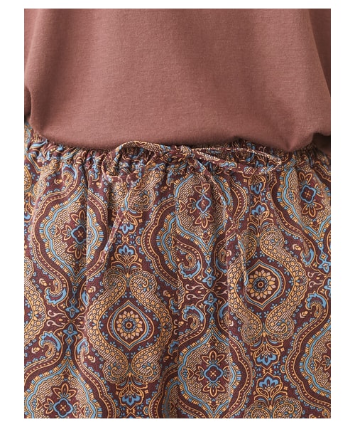 Green　Parks（グリーンパークス）の「サテン柄パンツ（パンツ・ブラック/ブラウン・F）」の5枚目の写真